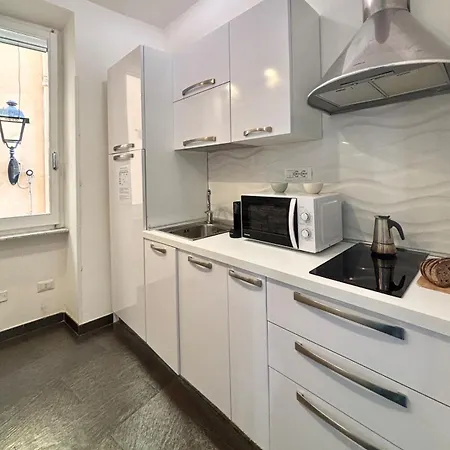 Nura's - Joia Center Apartment